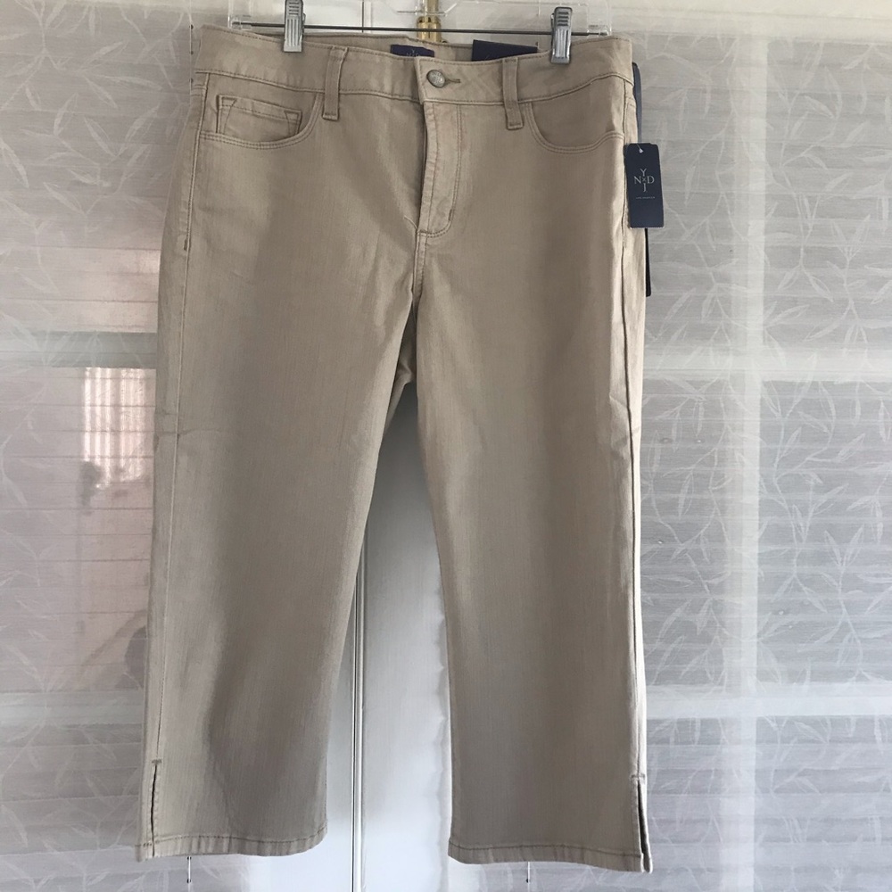 NWT NYDJ Capri Jeans